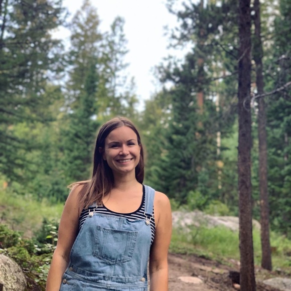 Meet your Posher, Claire - Picture 3 of 8